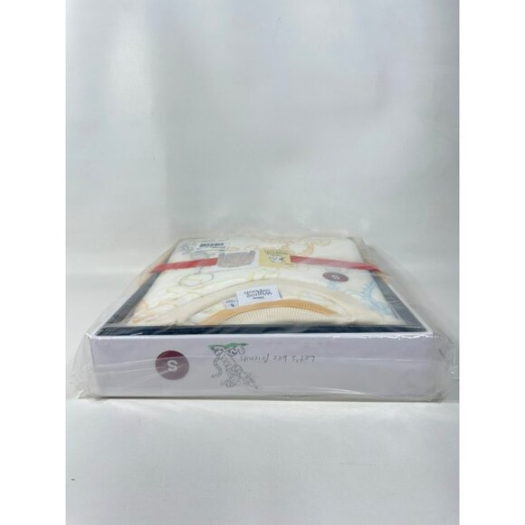 Winne The Pooh Womens Plush Sweatshirt In Box Small - Picture 11 of 11